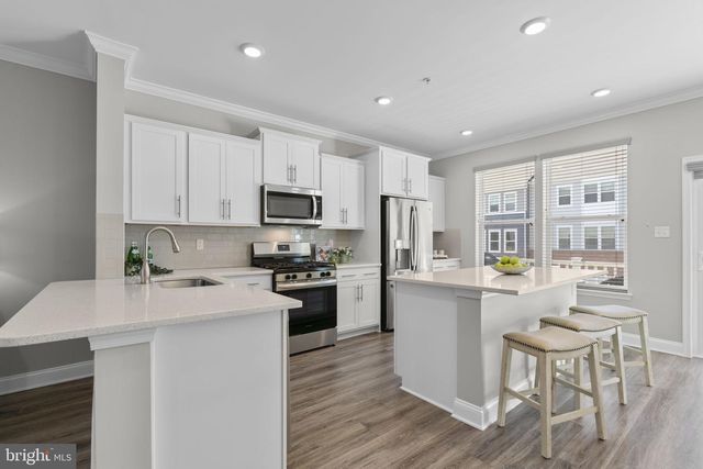 204 BETHEL ALY, Edgewater, MD 21037