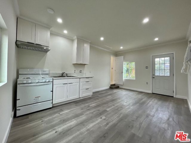 4826 Coolidge Avenue, Culver City, CA 90230