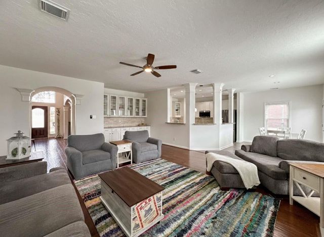 1706 Pensacola Lane, Friendswood, TX 77546