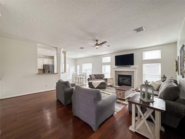 1706 Pensacola Lane, Friendswood, TX 77546