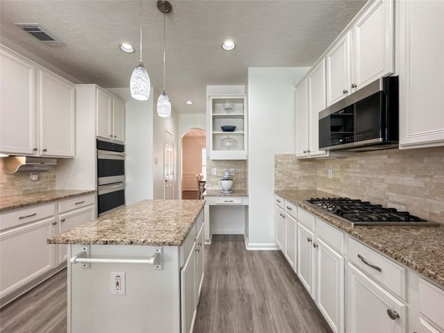 1706 Pensacola Lane, Friendswood, TX 77546