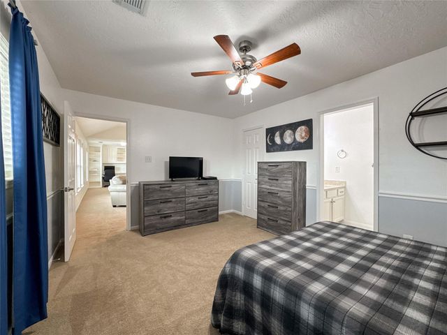 1706 Pensacola Lane, Friendswood, TX 77546