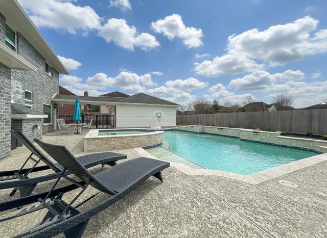 1706 Pensacola Lane, Friendswood, TX 77546