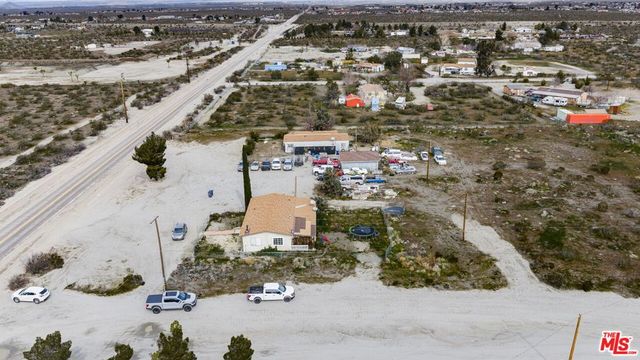 4120 La Mesa Road, Phelan, CA 92371