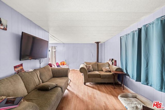 4120 La Mesa Road, Phelan, CA 92371