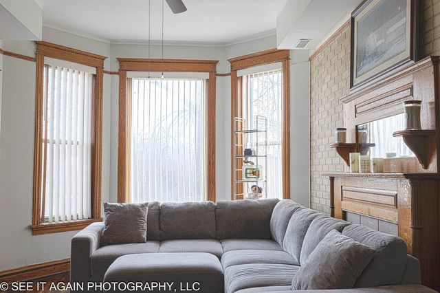 5942 S Calumet Avenue 2, Chicago, IL 60637