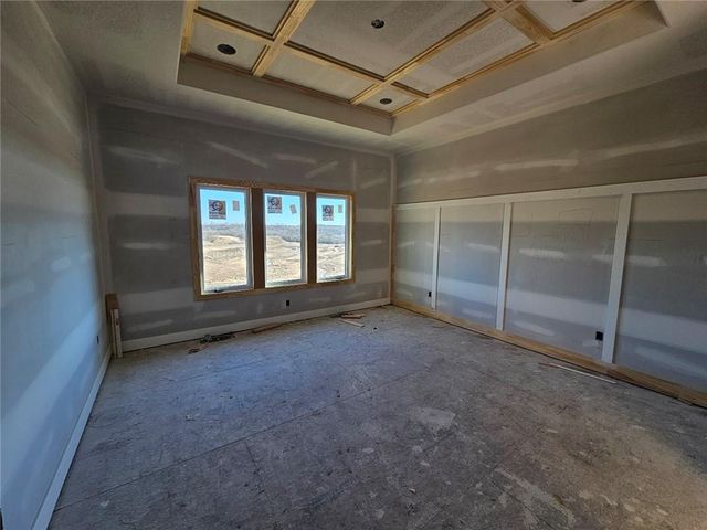 11271 S Sunray Drive, Olathe, KS 66061