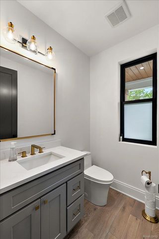 3715 DURHAM Road, Royal Oak, MI 48073