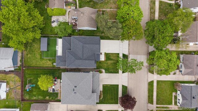 3715 DURHAM Road, Royal Oak, MI 48073