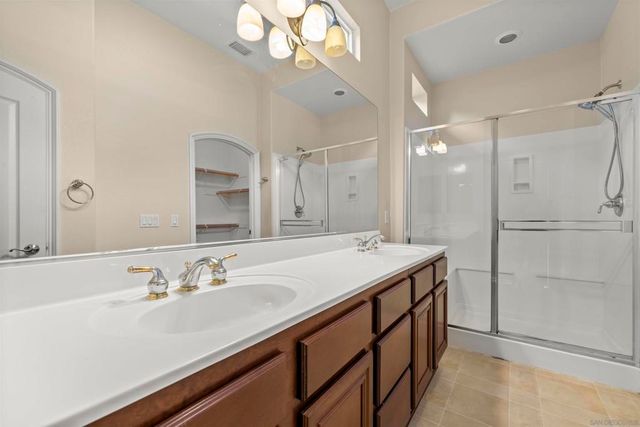 9093 Filaree Ct, Corona, CA 92883