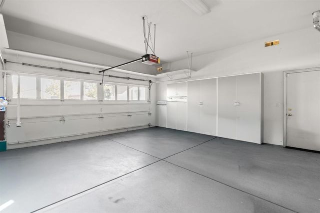 9093 Filaree Ct, Corona, CA 92883