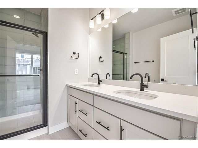 888 S Valentia St 14-104, Denver, CO 80247
