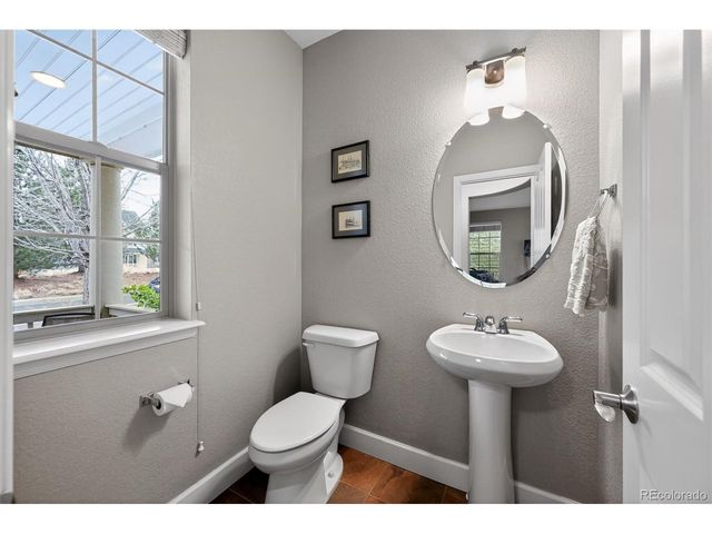 9077 E 35th Ave, Denver, CO 80238