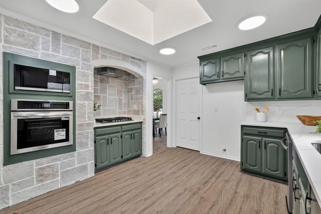 2340 Highlands Creek Road, Carrollton, TX 75007