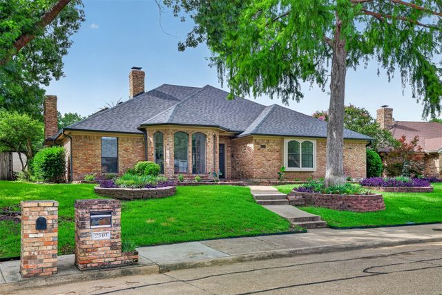 2340 Highlands Creek Road, Carrollton, TX 75007