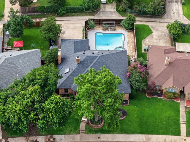 2340 Highlands Creek Road, Carrollton, TX 75007