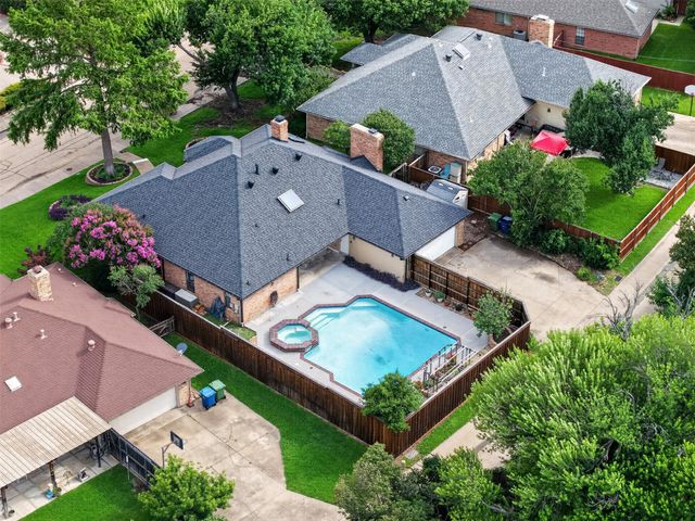 2340 Highlands Creek Road, Carrollton, TX 75007