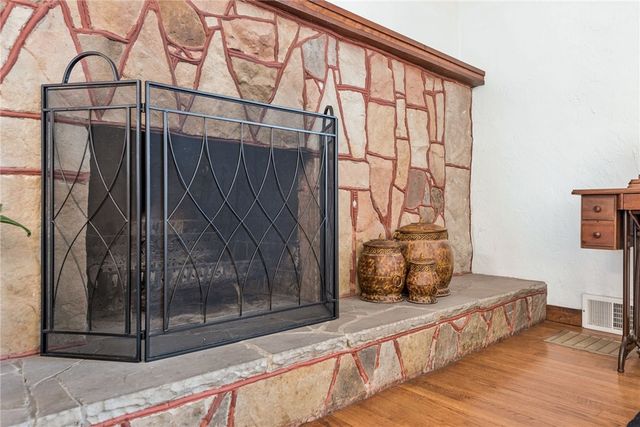 1824 Washington Rd, Washington Twp, PA 15613