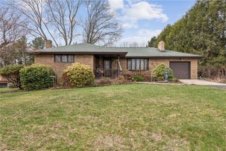 1824 Washington Rd, Washington Twp, PA 15613
