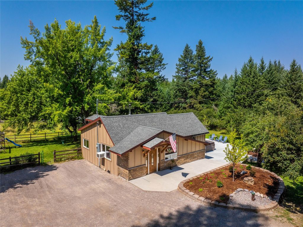 2264 Foothill Road, Kalispell, MT 59901 photo 4