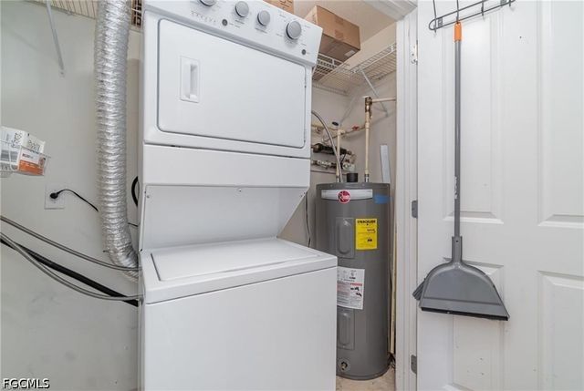 2825 Palm Beach BLVD 614, Fort Myers, FL 33916