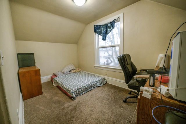 715 13th STREET, Racine, WI 53403