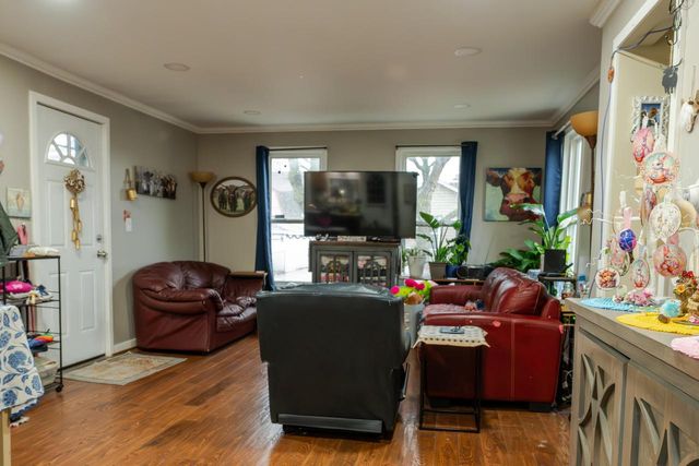 715 13th STREET, Racine, WI 53403