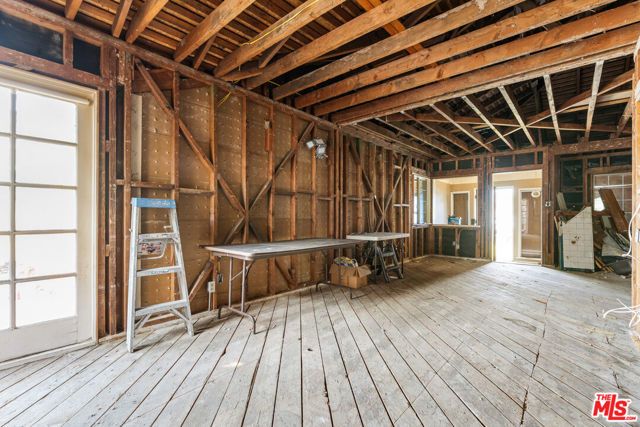 1505 N Naomi Street, Burbank, CA 91505