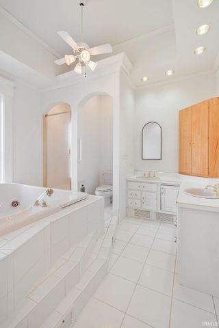 105 S SYCAMORE Street, Galveston, IN 46932