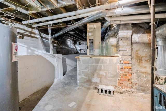 105 S SYCAMORE Street, Galveston, IN 46932