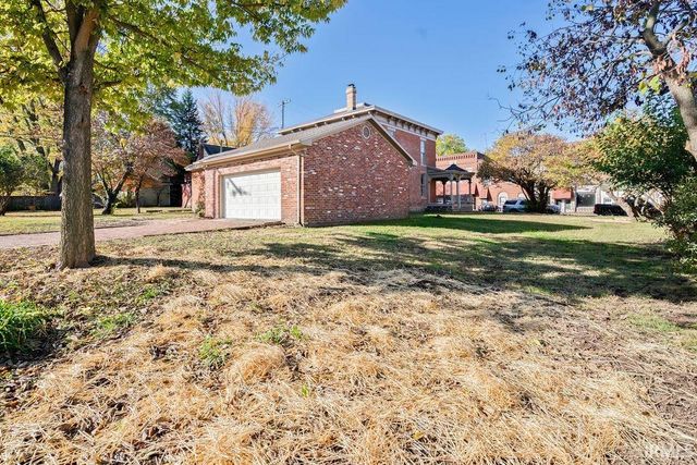 105 S SYCAMORE Street, Galveston, IN 46932