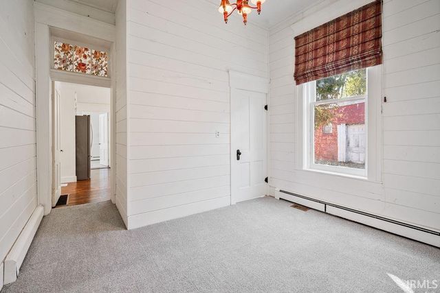 105 S SYCAMORE Street, Galveston, IN 46932