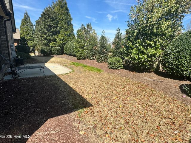 3605 Prestwick Place, Greenville, NC 27834