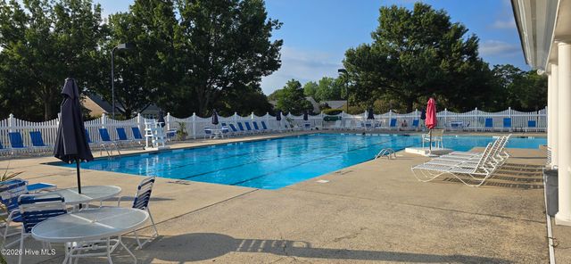 3605 Prestwick Place, Greenville, NC 27834