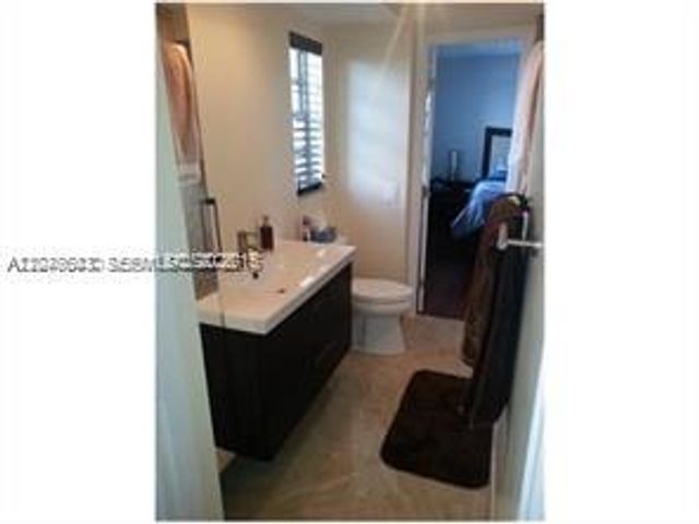 900 NE 18th Ave 505, Fort Lauderdale, FL 33304