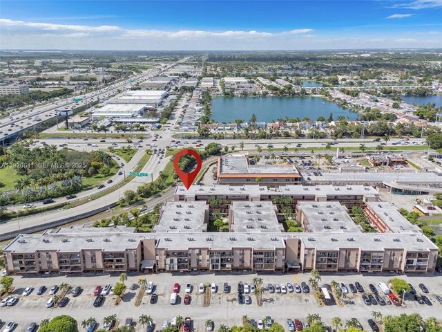1900 W 68th St F302, Hialeah, FL 33014