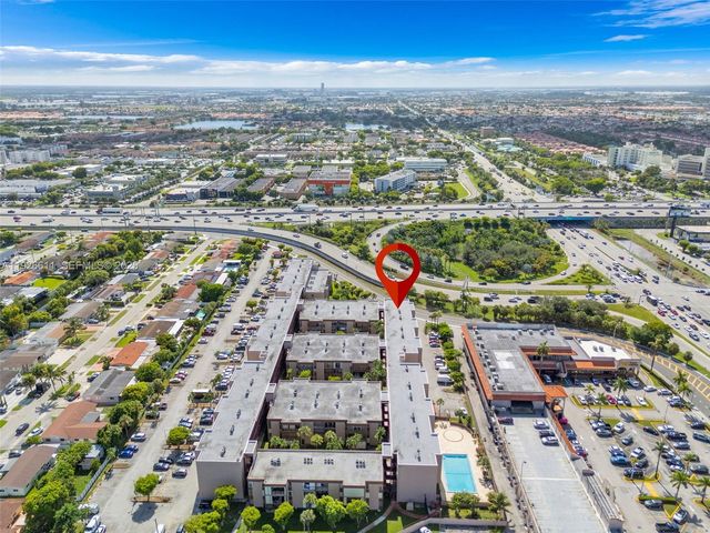 1900 W 68th St F302, Hialeah, FL 33014