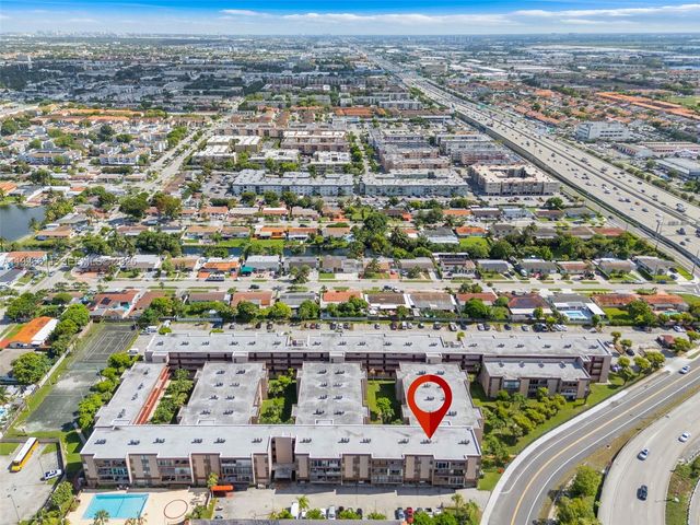 1900 W 68th St F302, Hialeah, FL 33014