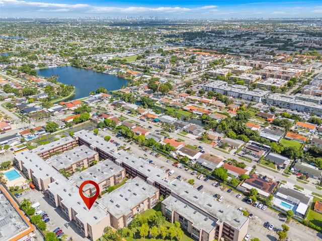 1900 W 68th St F302, Hialeah, FL 33014