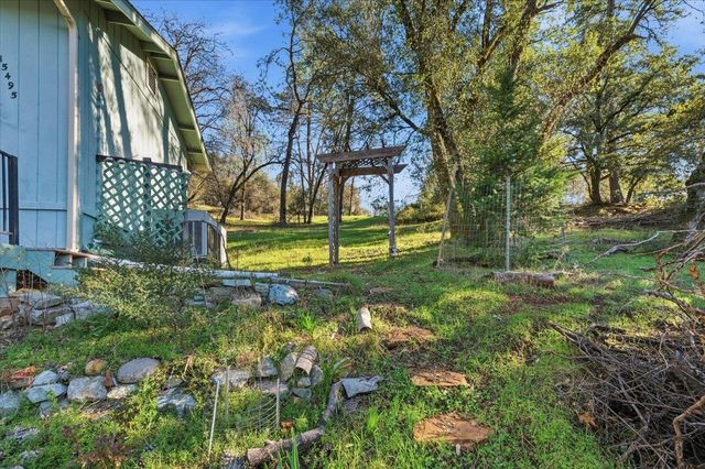 15495 Nancy Way, Grass Valley, CA 95949