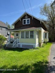 54 Main Avenue, North Greenbush, NY 12198