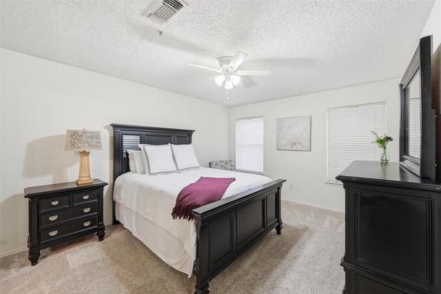 6118 Wall Street, Arlington, TX 76018