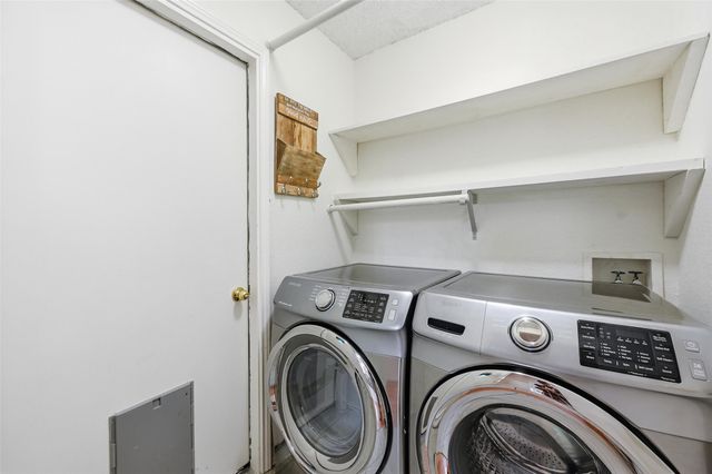 6118 Wall Street, Arlington, TX 76018