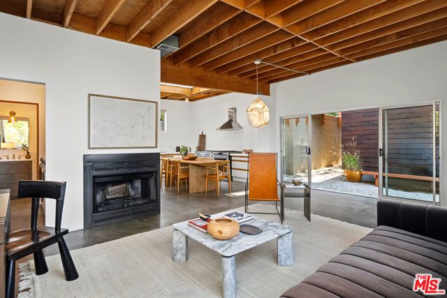 23685 Clover Trail, Calabasas, CA 91302