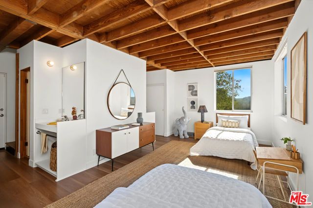23685 Clover Trail, Calabasas, CA 91302