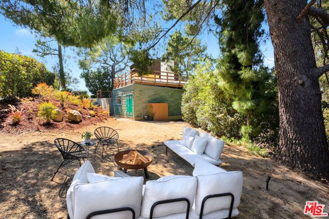 23685 Clover Trail, Calabasas, CA 91302