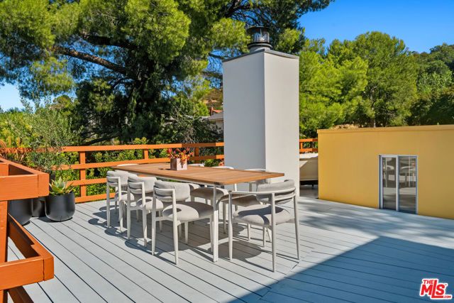 23685 Clover Trail, Calabasas, CA 91302