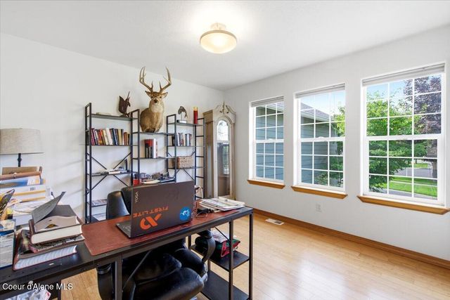 3732 N Miners Loop, Coeur D'alene, ID 83815