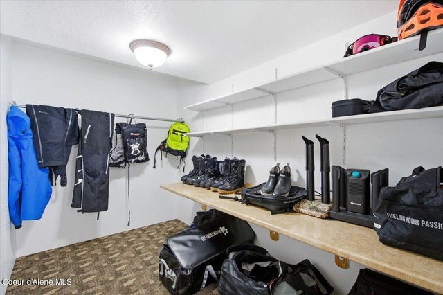3732 N Miners Loop, Coeur D'alene, ID 83815