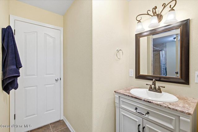 3732 N Miners Loop, Coeur D'alene, ID 83815
